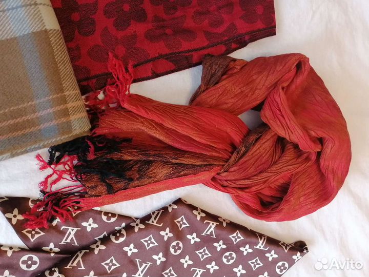 Шарфы и палантины