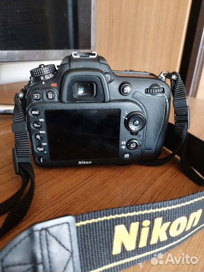 Зеркальный фотоаппарат nikon d7100