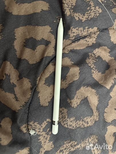 Apple pencil 1 поколения