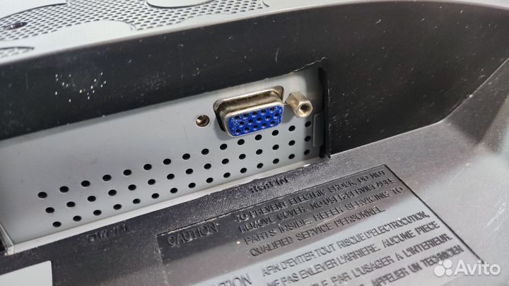 Монитор Samsung SyncMaster 2233SN 21.5