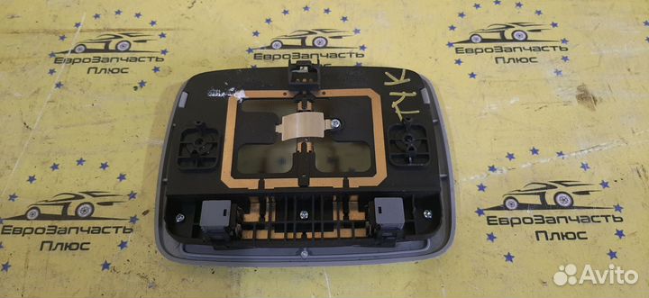 Плафон салона Hyundai Tucson 1