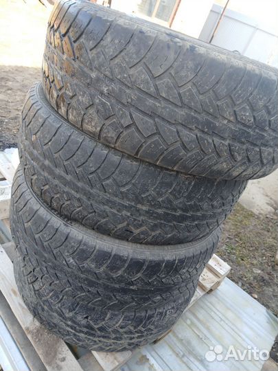 Cooper Discoverer AST 235/65 R17 200W