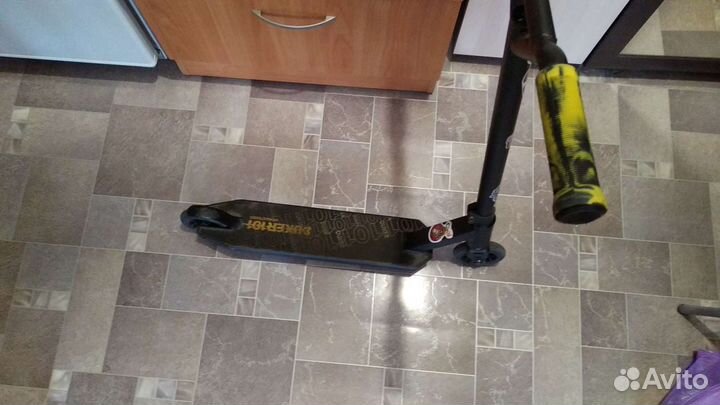 Трюковой самокат Duker 101