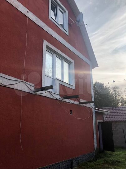 Коттедж 367 м² на участке 8 сот.