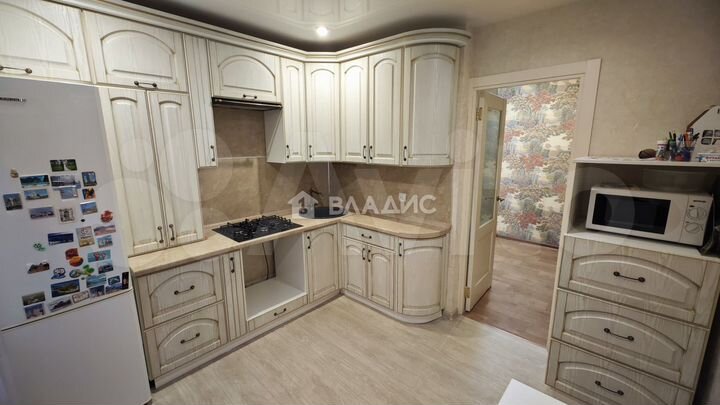 2-к. квартира, 55 м², 2/5 эт.