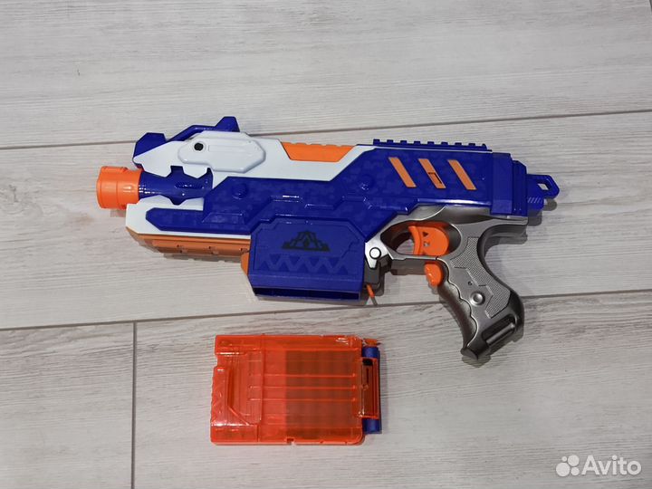 Бластер Nerf на батарейках