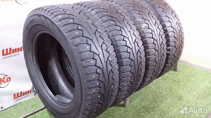Nokian Tyres Hakkapeliitta 5 215/65 R16
