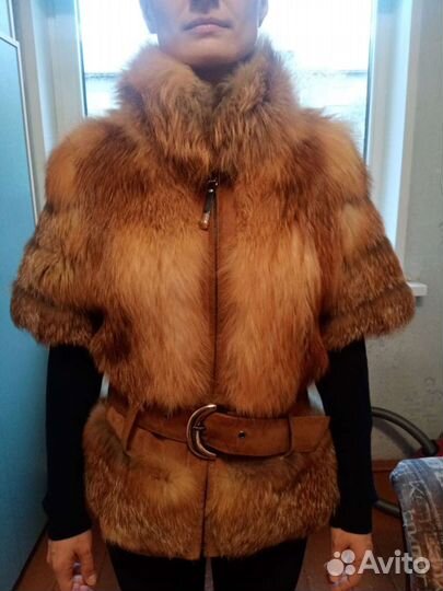 Листья жилетка