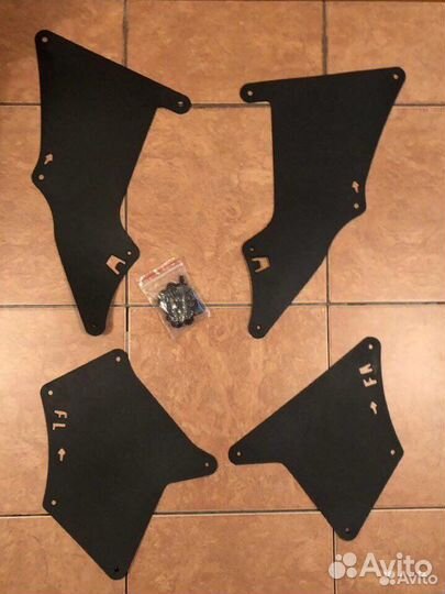 Брызговики на Toyota Prado 120,150(новые)