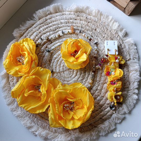 Серьги цветы. Брошь цветы. Колье с цветами.Браслет