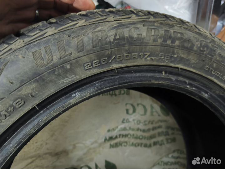 Goodyear UltraGrip Ice 2 225/50 R17 98T