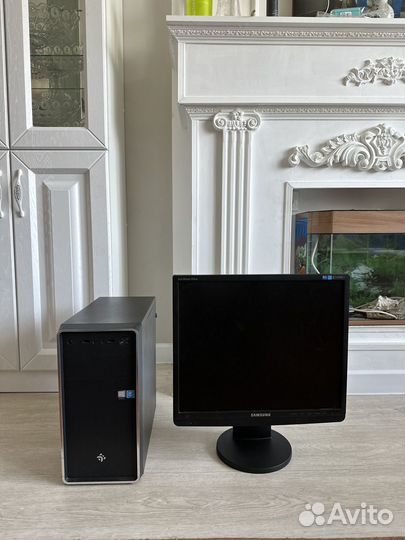 Монитор для компьютера