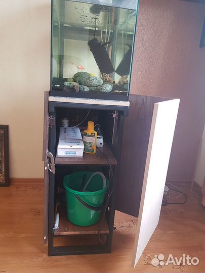 Аквариум с тумбой