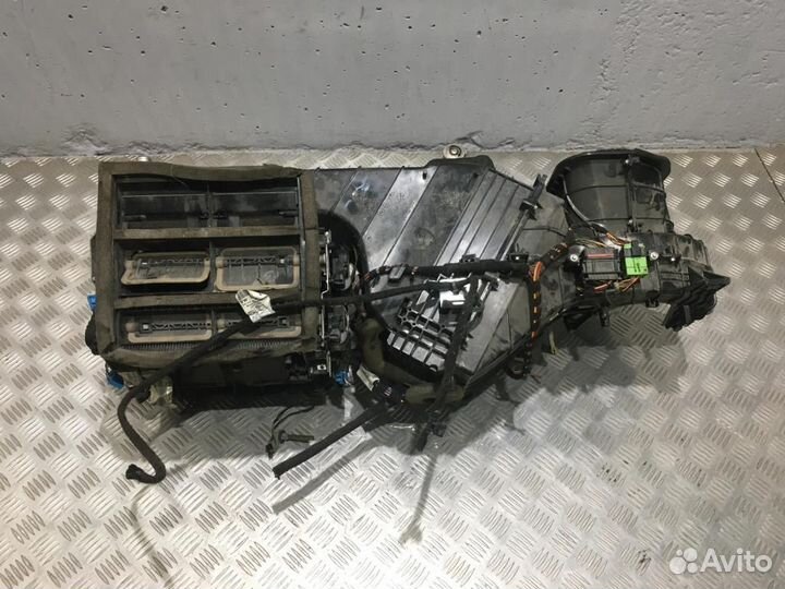 Корпус печки Volkswagen Touareg 7L0820005DJ