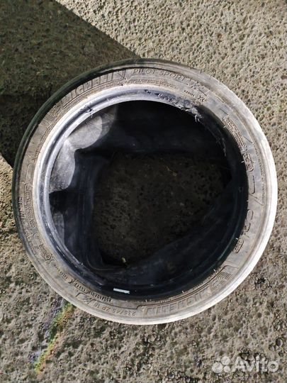 Michelin Pilot Sport 4 245/35 R18