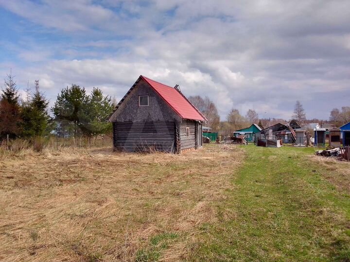 Дом 35 м² на участке 11 сот.