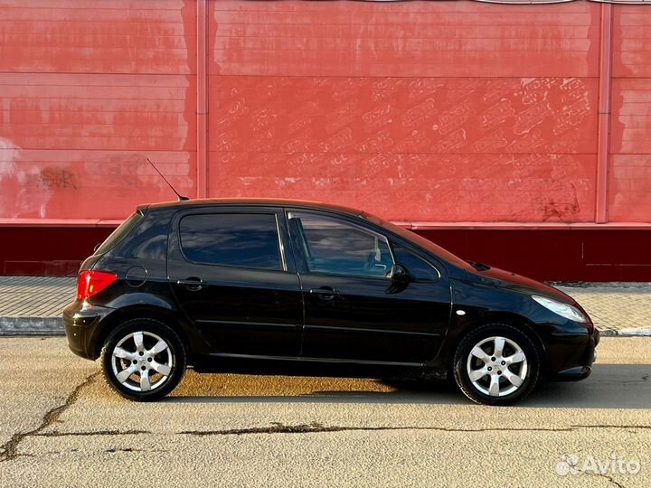 Peugeot 307 1.6 AT, 2006, 184 382 км