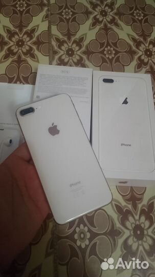 iPhone 8 plus 64gb