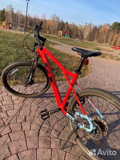 Велосипед GT Avalanche comp