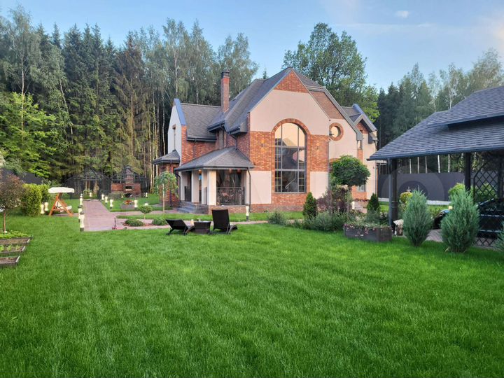 Дом 270 м² на участке 22 сот.