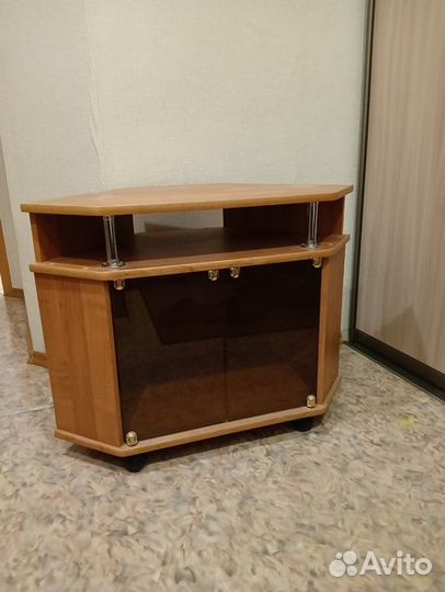 Тумба под тв