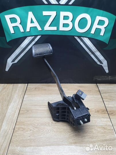 Педаль тормоза Kia Ceed