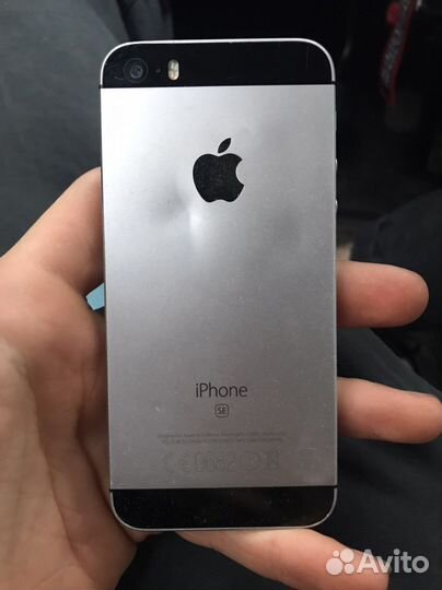 Телефон iPhone 5se