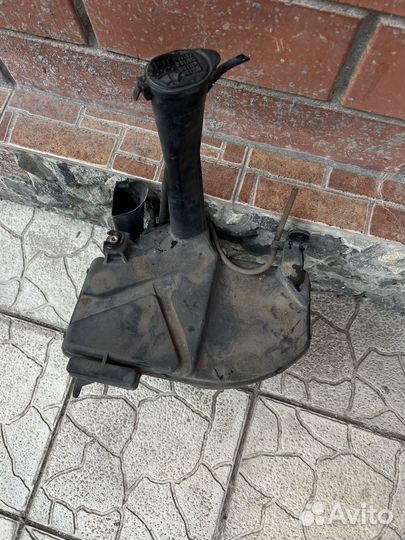 Бачок омывайки стекла