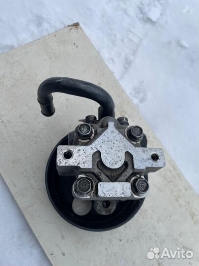 Насос гура Шевроле эпика