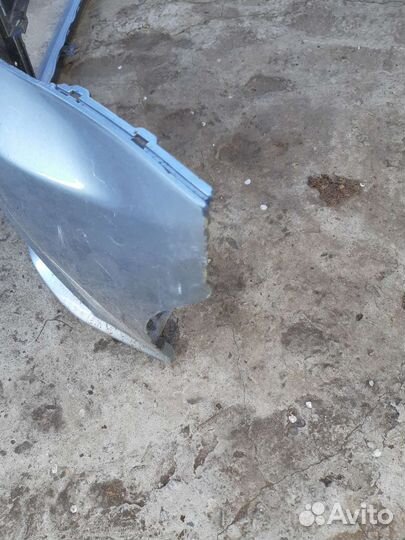 Передний бампер lexus is 250