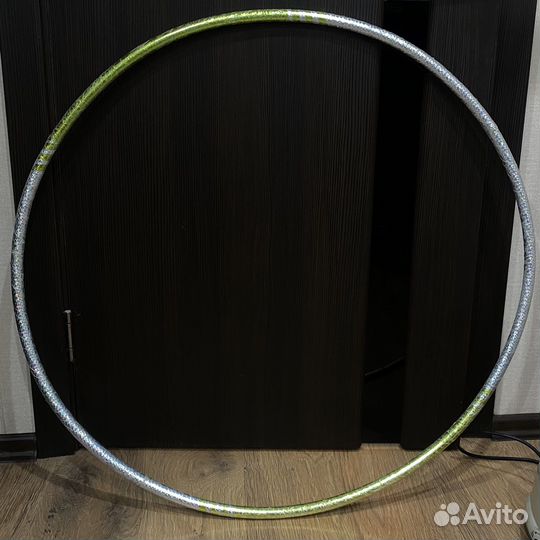 Обруч гимнастический