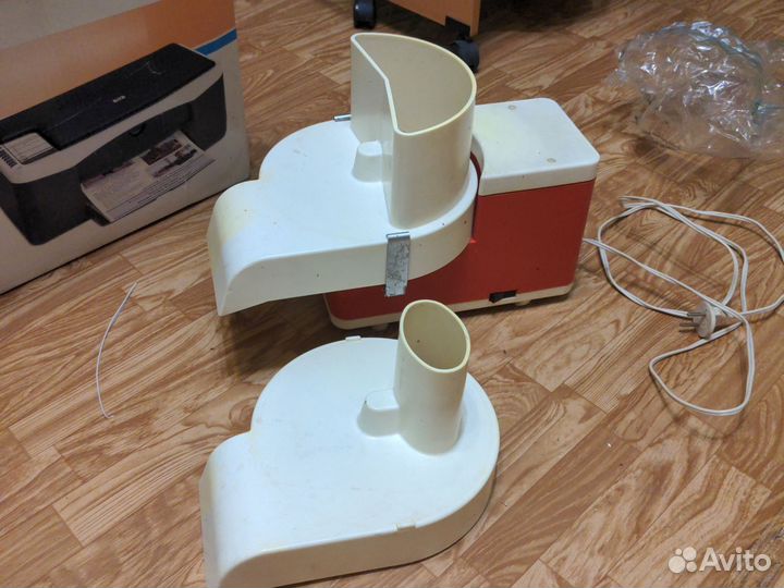 Соковыжималка/мясорубка электрическая СССР