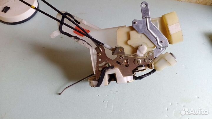 Водяная помпа замок ролики на Лексус 1998-2003