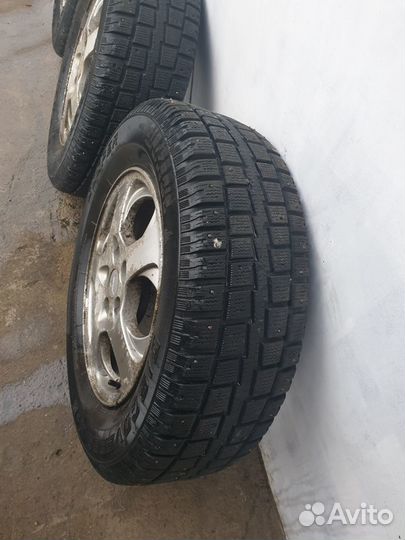 Комплект зимних колес