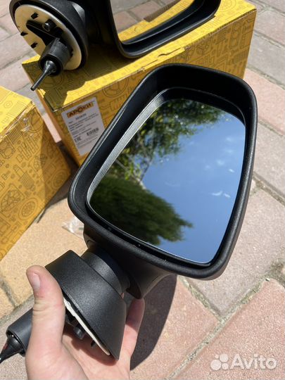 Зеркала механические Logan - Largus