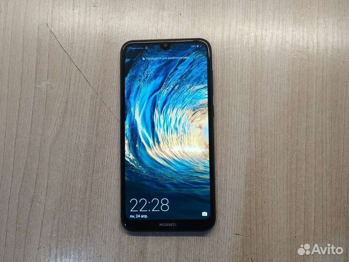 Телефон Huawei Y7 (2019)