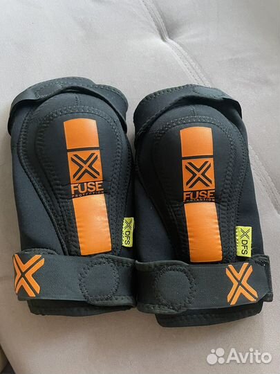 Налокотники Fuse Combo