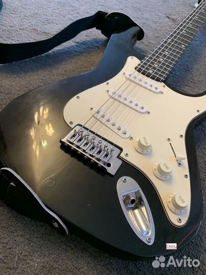 Электрогитара с комбиком