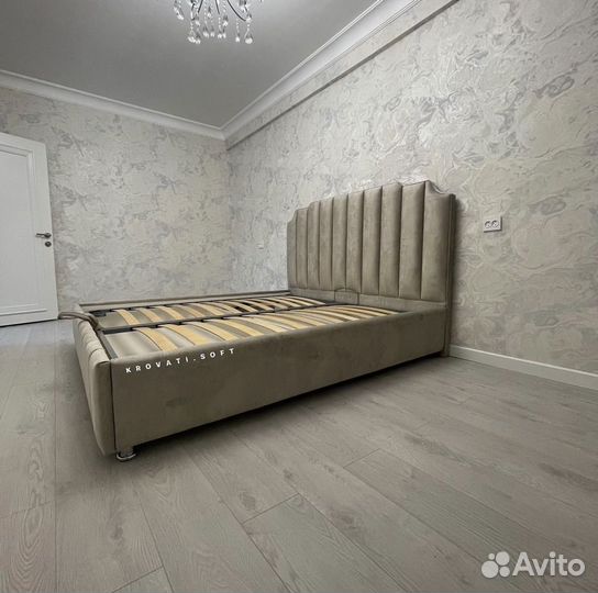 Кровать двухспальная