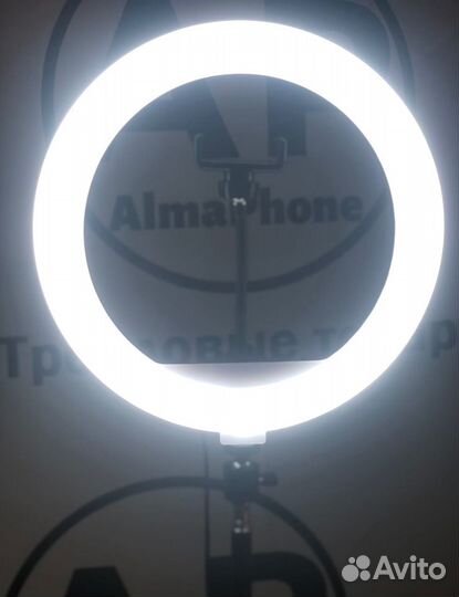 Кольцевая лампа