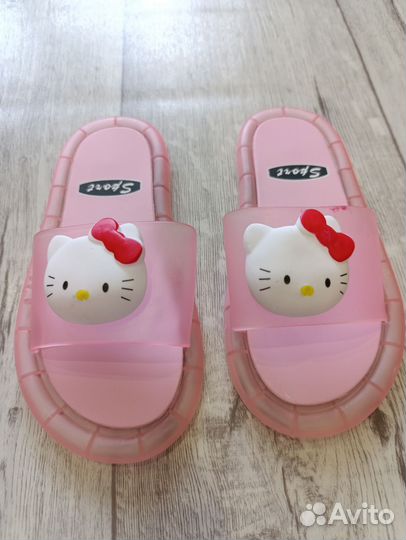 Светящиеся тапочки детские