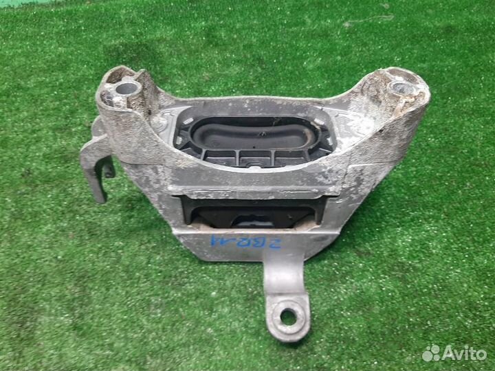 Опора (подушка) двигателя правая Opel Zafira C 20