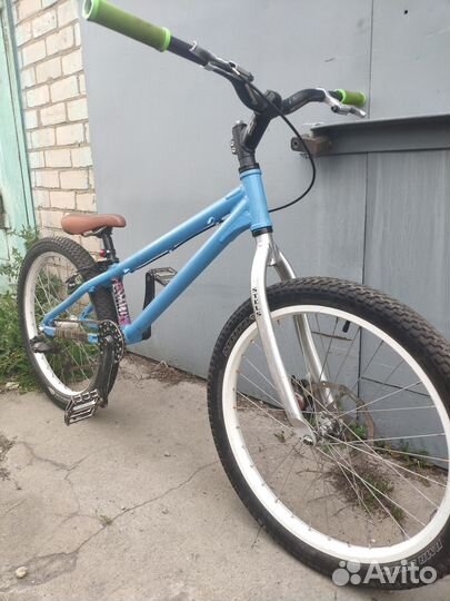 Стрит-триал классика: Inspired Fourplay