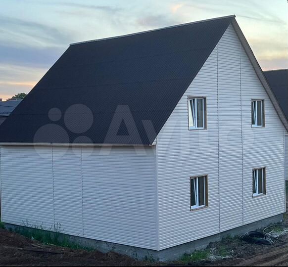 Дом 140 м² на участке 5 сот.