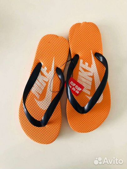 Сланцы пляжные