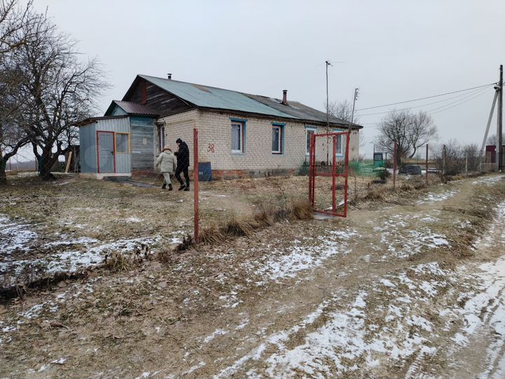 Дом 32 м² на участке 30 сот.