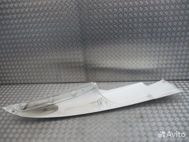 Спойлер кабины верхний боковой DAF 1875236