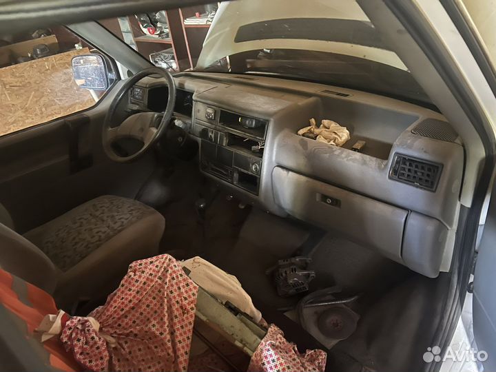 Volkswagen Transporter 2.4 МТ, 1994, 200 000 км