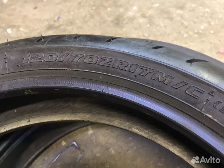 120/70/17 R17 bridgestone batllax DT023 (сервис)
