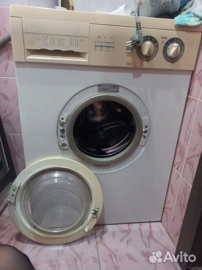 Стиральная машина на запчасти zanussi